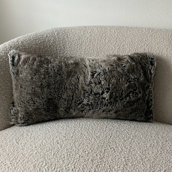 Pottery Barn Faux Fur Ombre Lumbar Pillow (Cover + Insert) - Picture 1 of 7